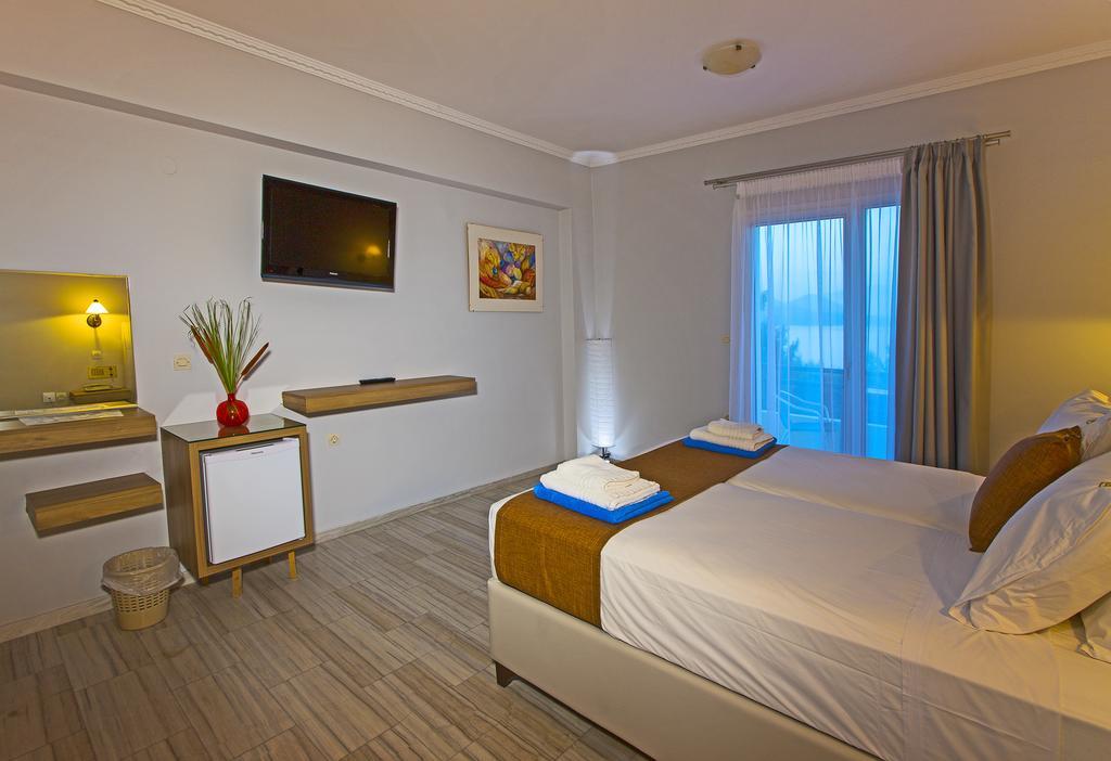 Aliki Hotel 尼基亚娜 外观 照片