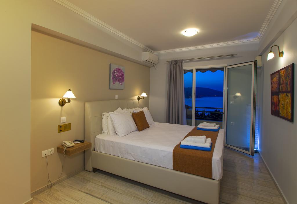 Aliki Hotel 尼基亚娜 客房 照片