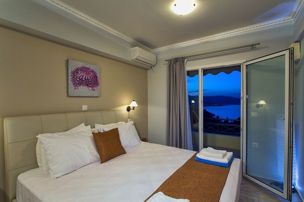 Aliki Hotel 尼基亚娜 外观 照片